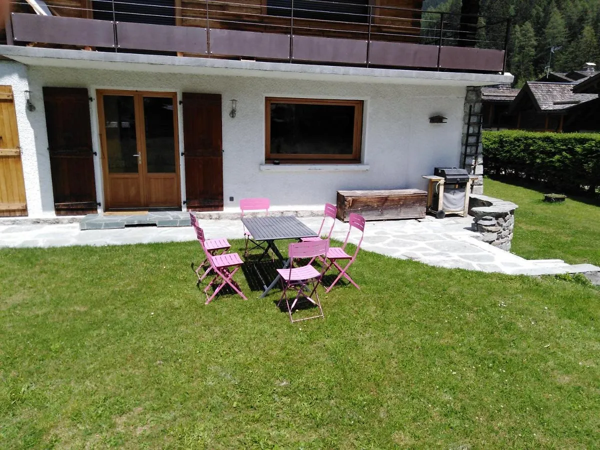 Apartment Appartement Avec Terrasse Chamonix Frankreich