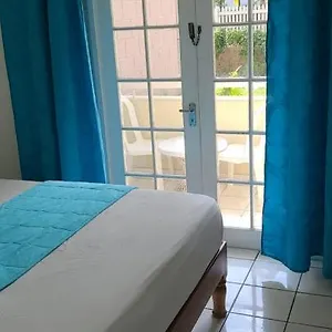  Apartment Fisherman's Point Jamaica